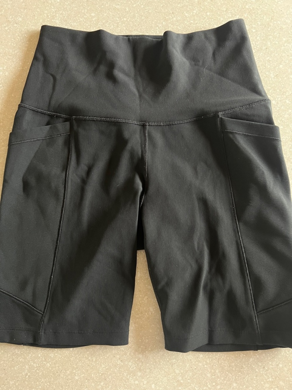 High-Waist Black Women's Active Shorts with Side Pockets